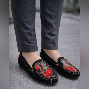 BARETRAPS Otella Loafers Suede
Leather Embroidered Slip On Driving
Shoes 11M